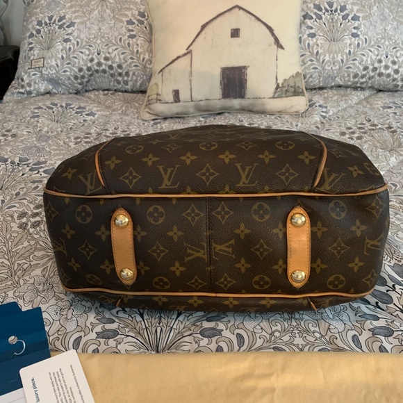 Louis Vuitton Galliera PM - Picture 10 of 17